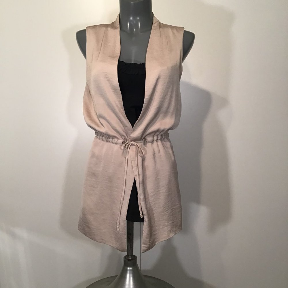 Camber & Grace Sleeveless Tie Front Lightweight Vest  Size XS